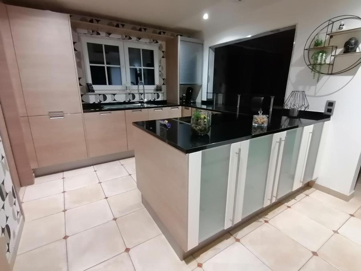 Le Clos Du Montys Louveigné Kültér fotó